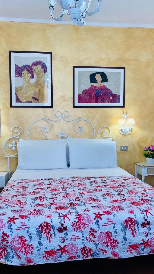 Appartamento Anna Sul Lago Di Garda - Citycenter Дезенцано-дель-Гарда Экстерьер фото